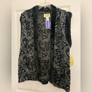 NWT Duffel Comfy Vintage Vest Y2K - Size M